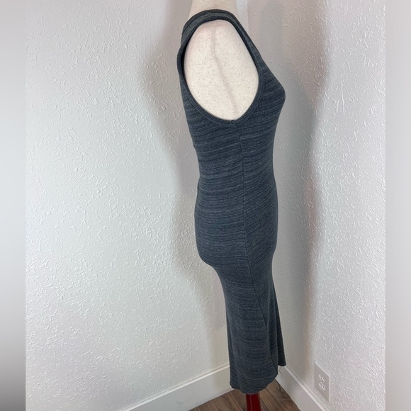 Aritzia Wilfred Free Lillian Ribbed Tank Midi Dress - Picture 4 of 8